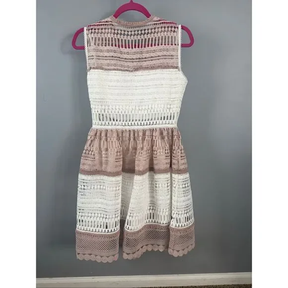 Alexis Melania Dress White Beige Women’s Size M - Picture 8 of 9